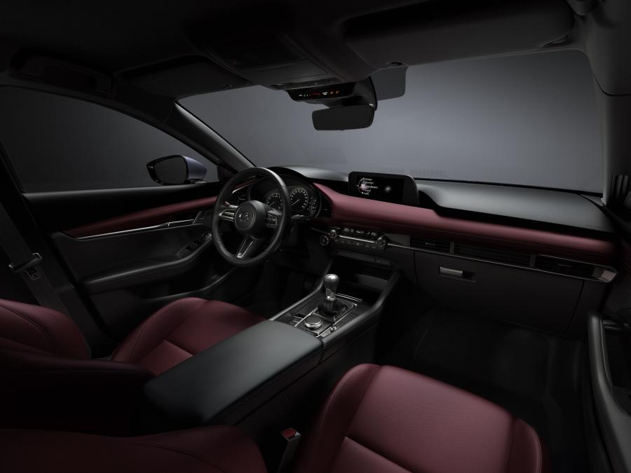 Интерьер Mazda3 Hatchback 2019 года  (NA) (фото 18 из 61)